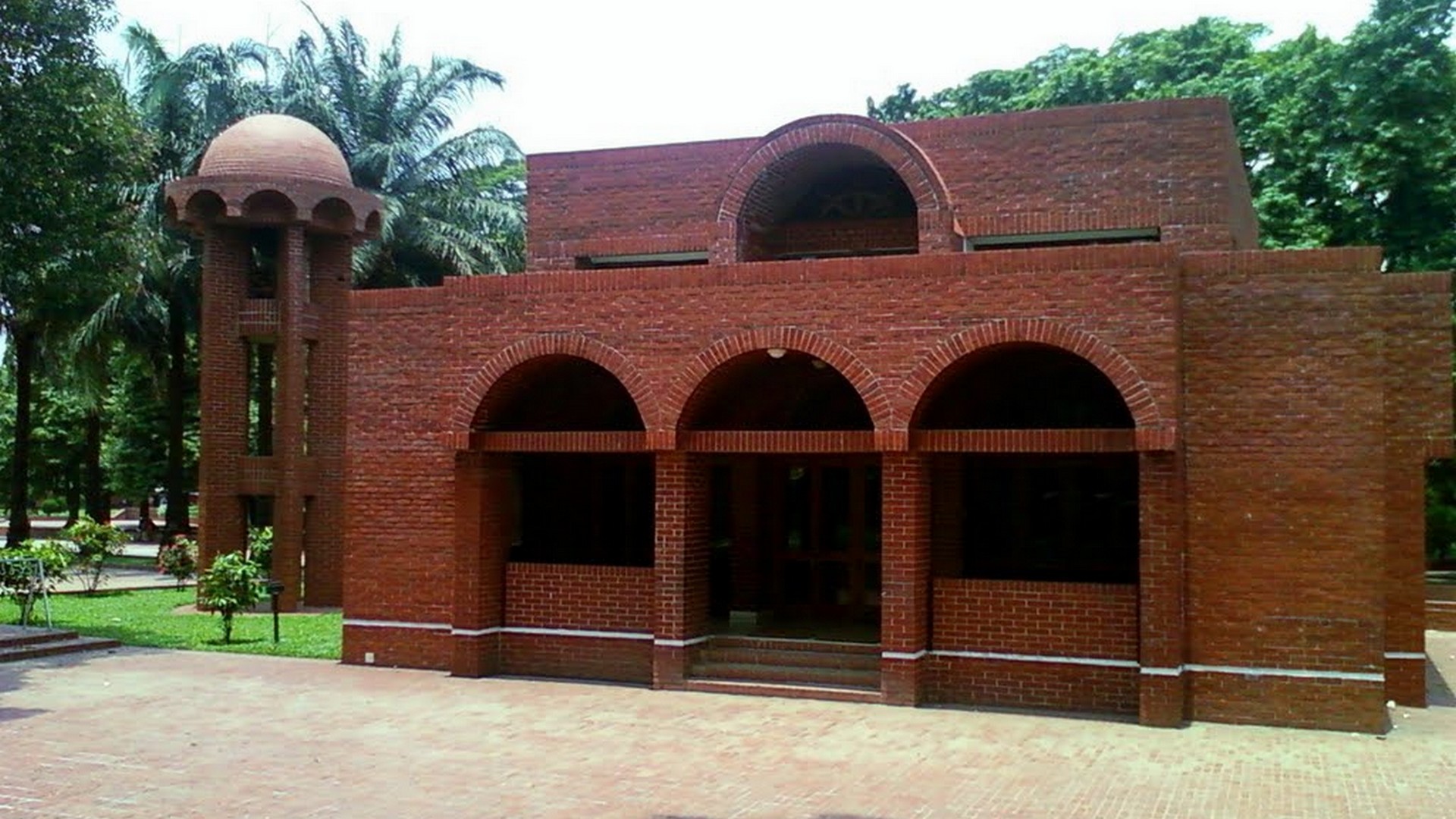 national-martyrs-monument-jame-mosque | IRCICA