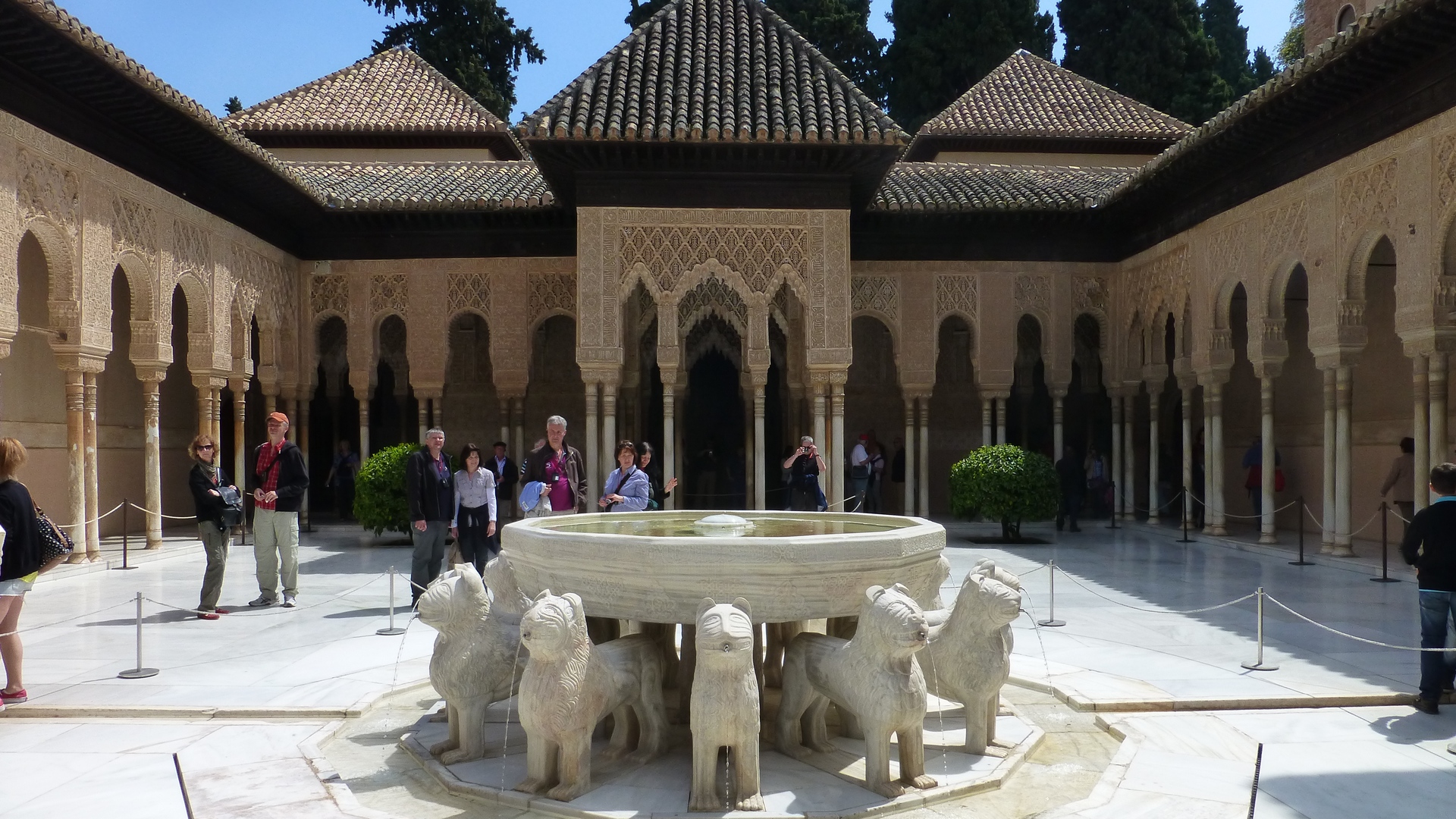 Palace of Lions - Patio de Los Leones | IRCICA