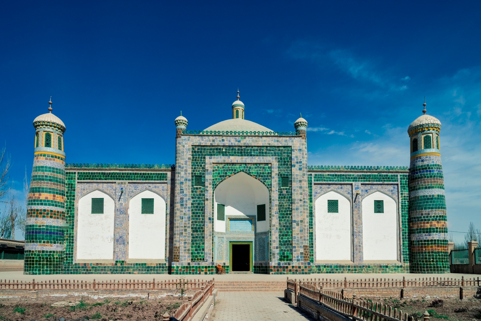 apak-khoja-mausoleum-1 | IRCICA