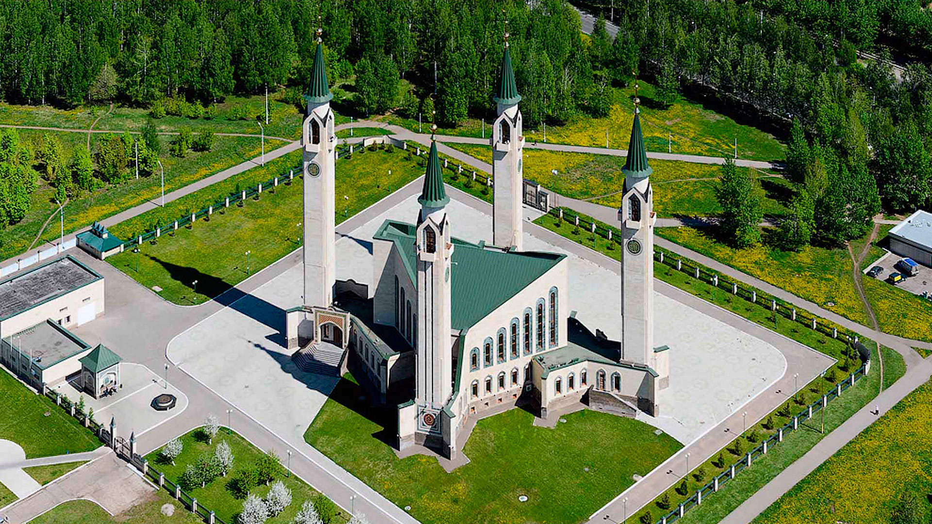 казань столица республики татарстан. мечеть в казанском кремле. город в татарстане на е 7 букв. республика татарстан, казань, кремлёвская набережная. город в татарстане на е 7 букв.